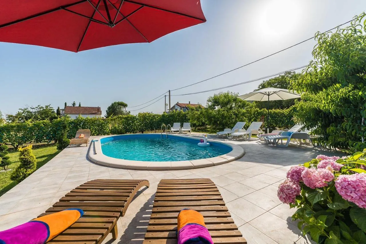 Apartment Villa Noemi Poljica  Croatia